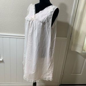 Vintage Shadow line sheer nightgown sleepwear pajama with lace trim